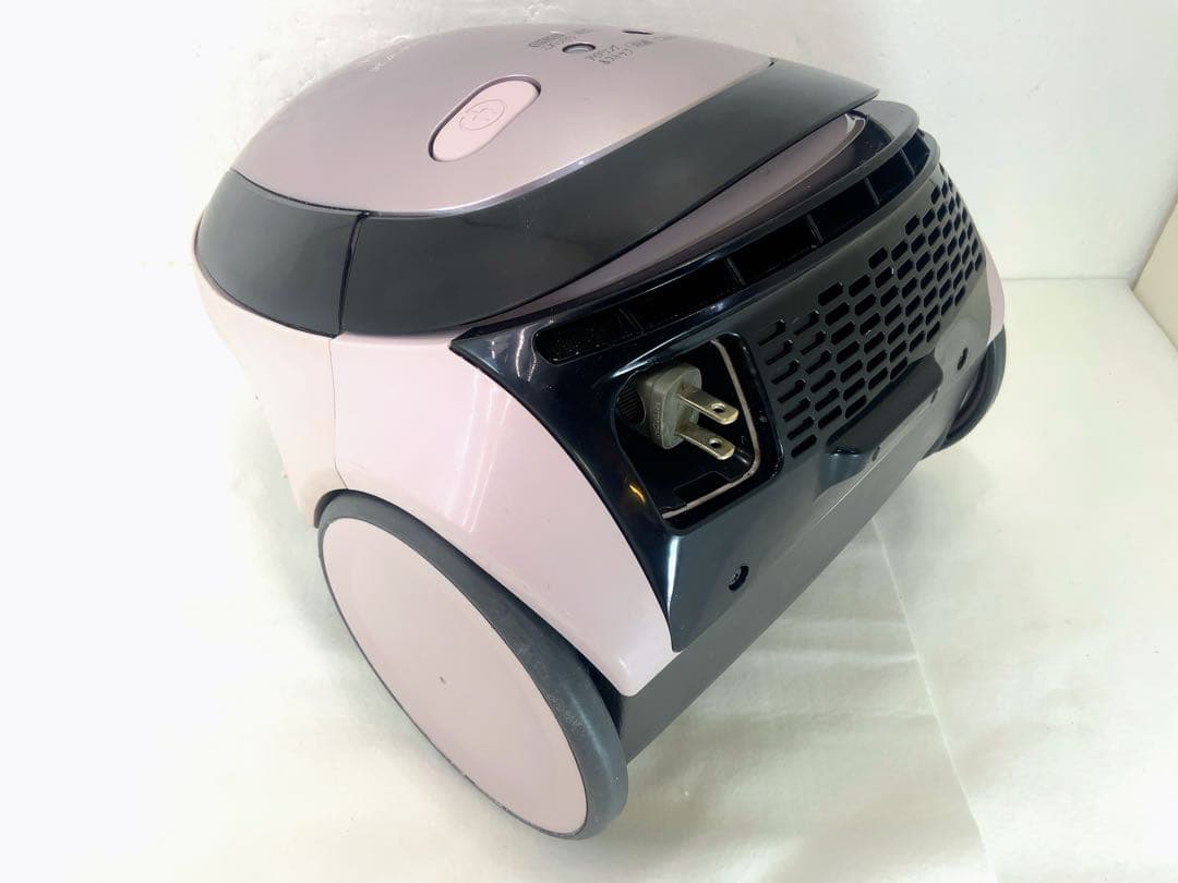 HITACHI 紙パック式クリーナー　CVーPW20 シルバー