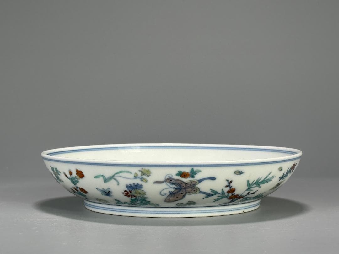 大清雍正年製　款　斗彩　豆彩　胡蝶花卉文　皿　盤　唐物