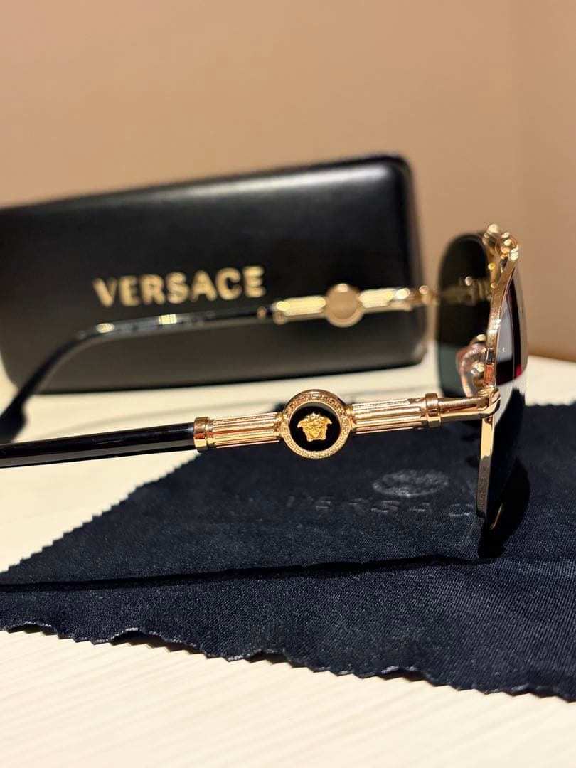 VERSACE サングラス
