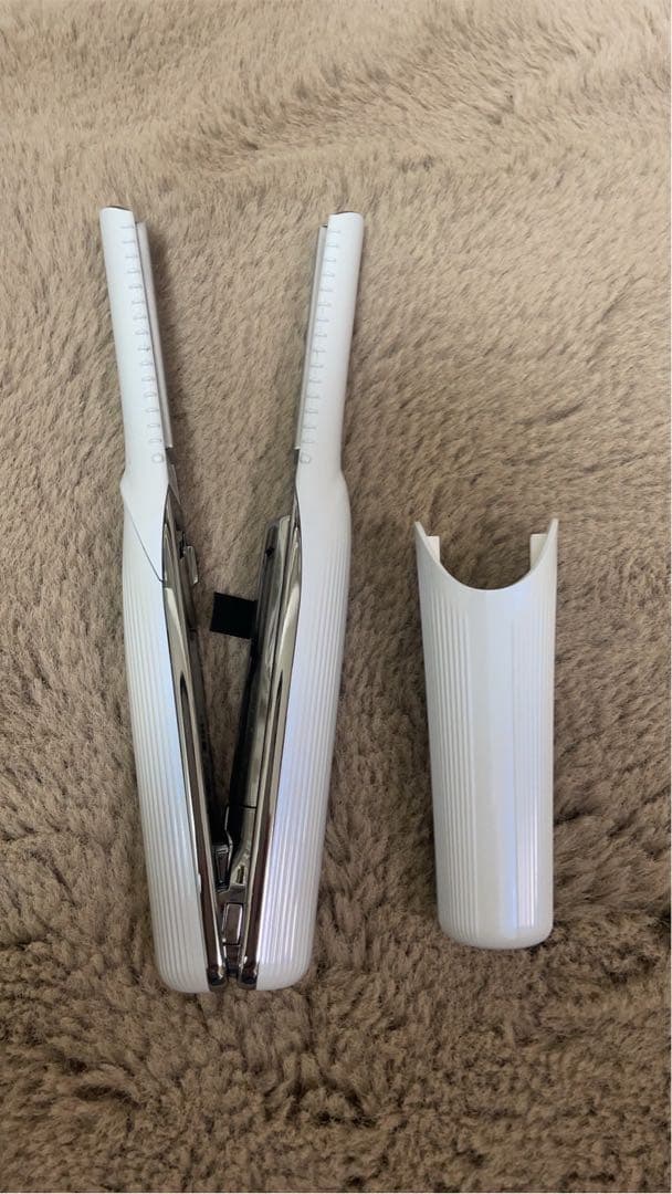 ReFa ホワイトストレートヘアアイロン