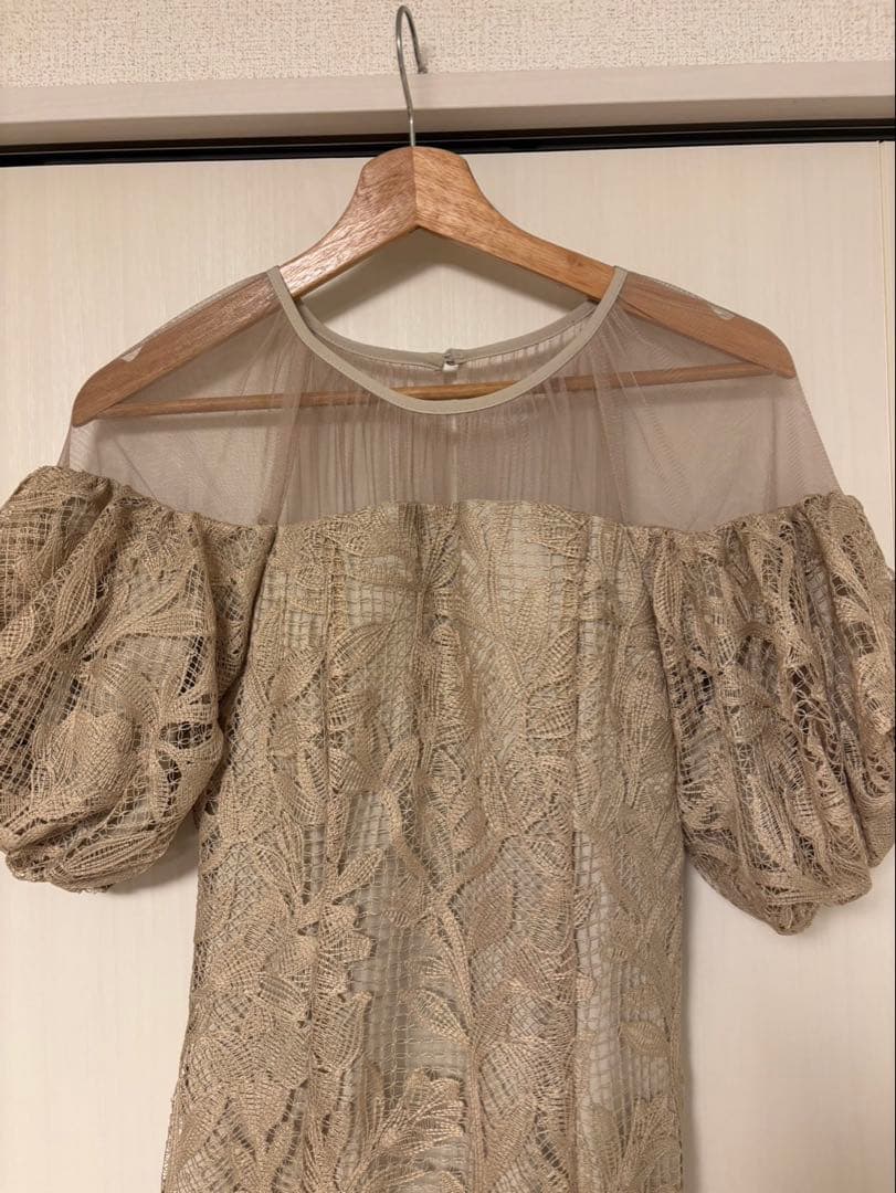 リルアー　　Cotton race souffle sleeve dress