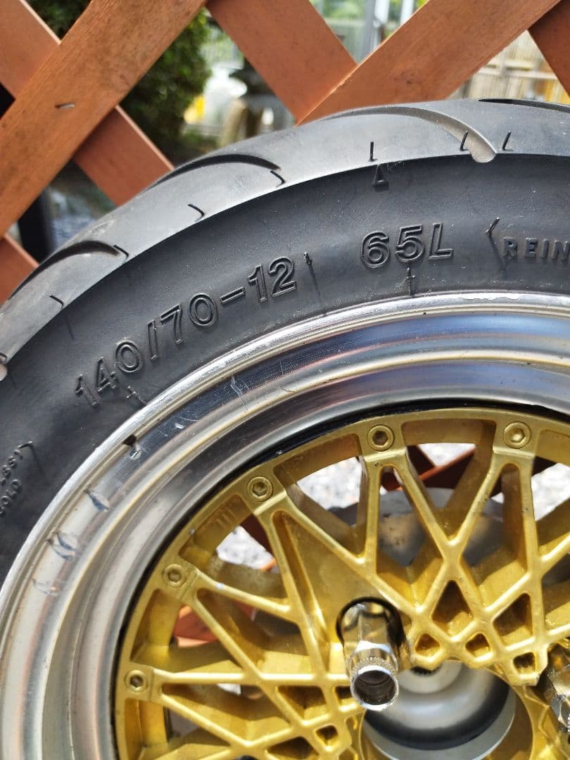 【taku】ズーマーAF58　リアホイールSSR タイヤ　バブ付