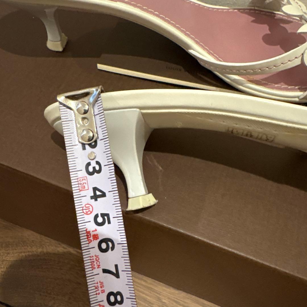 Louis Vuitton フラワー装飾ミュール