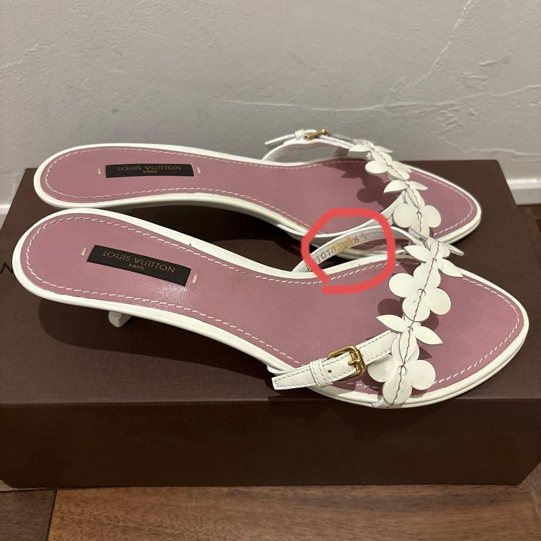 Louis Vuitton フラワー装飾ミュール