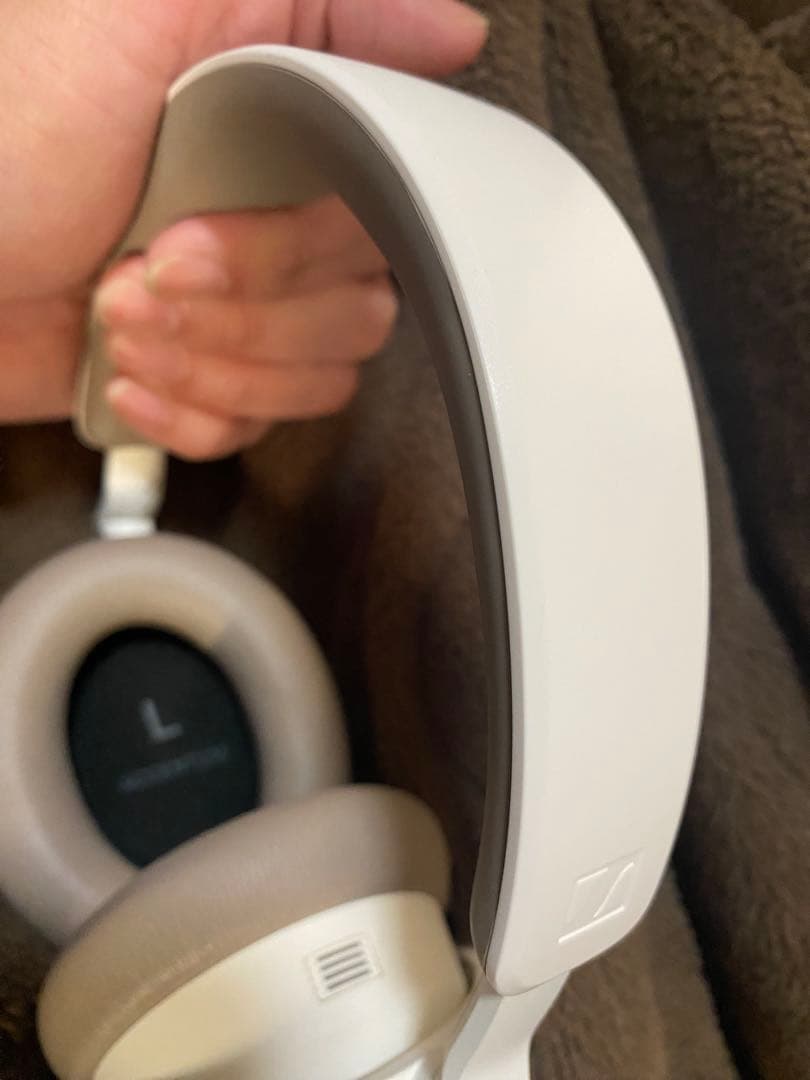 Sennheiser Accentum ワイヤレスヘッドフォン