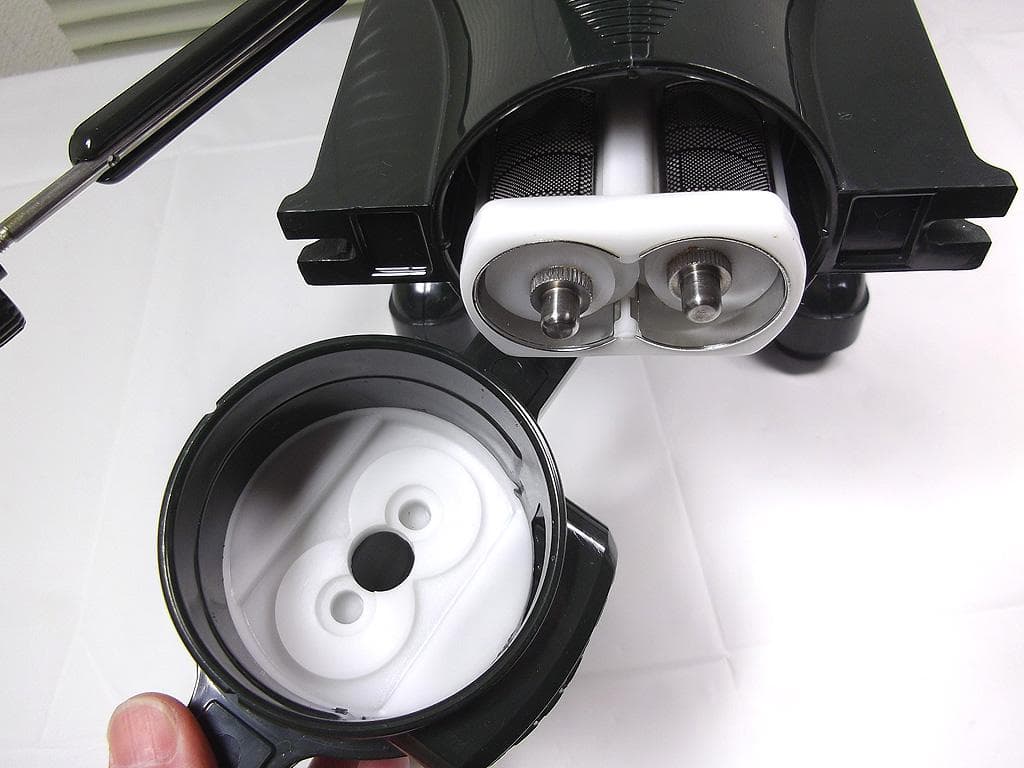 野菜しぼり器 スロージューサー しぼるくん 高波動ジュースマシン