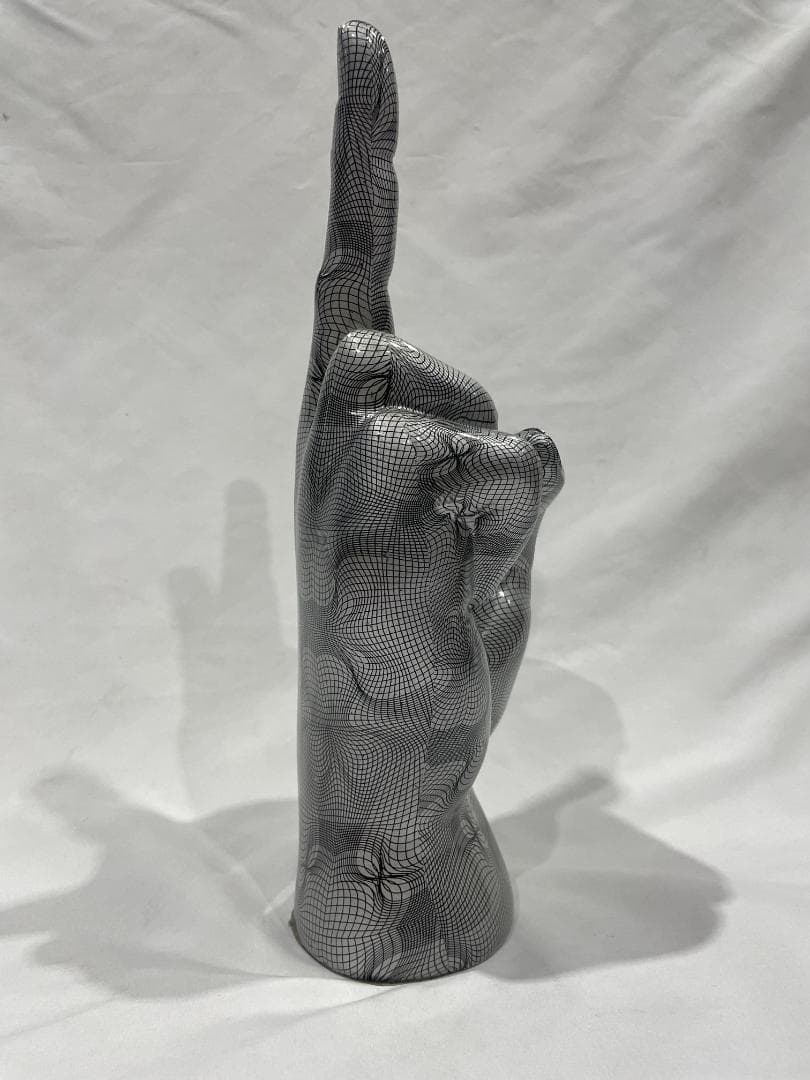 ＊廃番＊　KARE　デコハンドヴィクトリー　グレーオブジェ