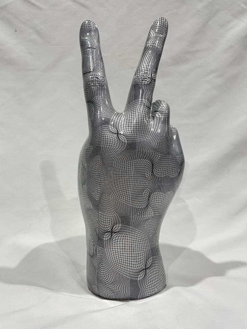 ＊廃番＊　KARE　デコハンドヴィクトリー　グレーオブジェ