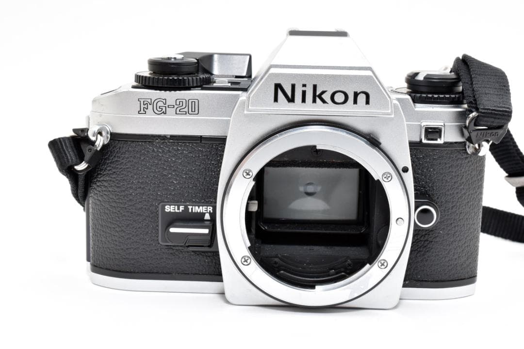 超美品 ニコン FG-20 シルバー フィルムカメラ　モルト新品交換済 H247