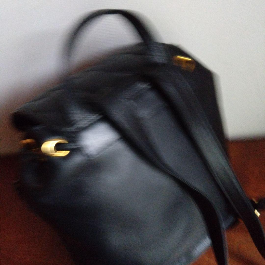 美品❗️　MOSCHINO　ヴィンテージ　キルティングレザー　リュック　ハート