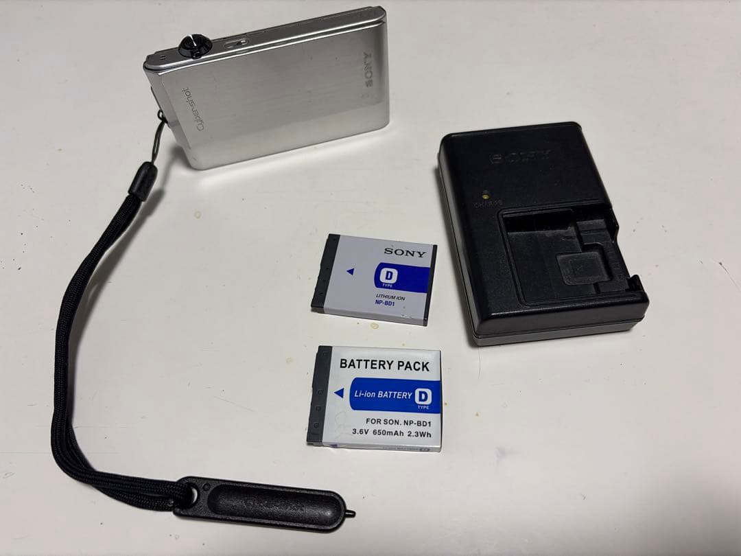 SONY ソニー Cyber-shotデジカメDSC-T900 本体