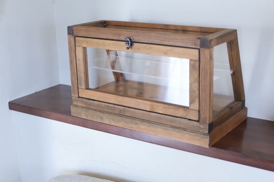 コレクションケース　アンティーク風