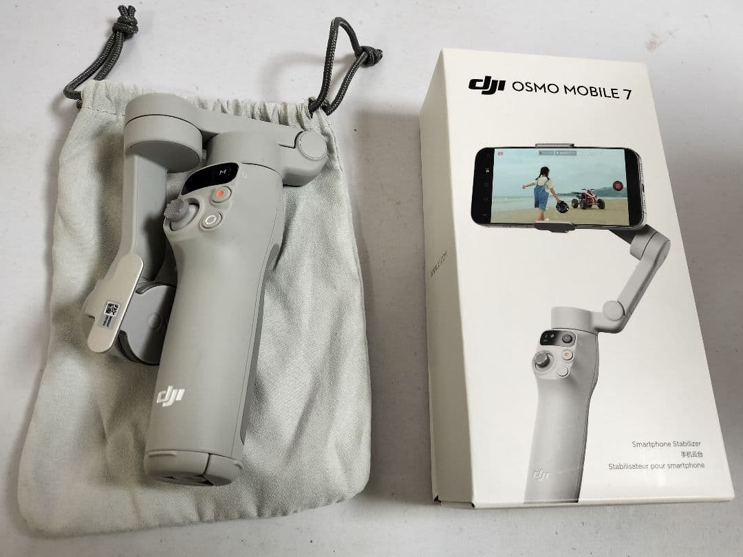 DJI Osmo Mobile 7 スマートフォンスタビライザー