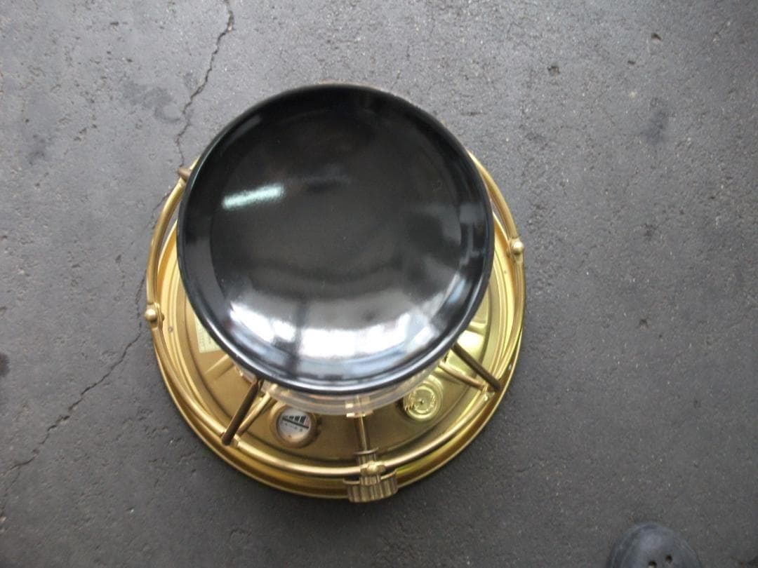 ★下側・ニッセン【日本船燈】・2013年製・最終製造品・フリージア