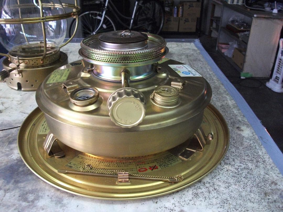 ★下側・ニッセン【日本船燈】・2013年製・最終製造品・フリージア