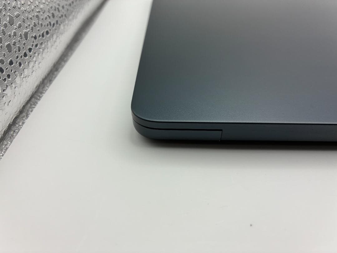 MacBook Air (M2 2022) MLY33J/A ミッドナイト