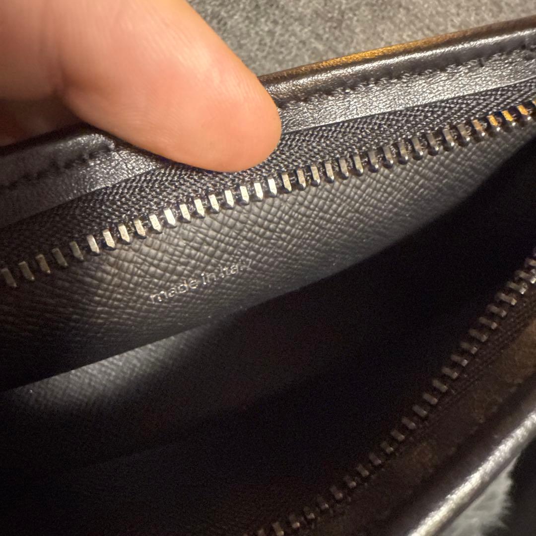 Louis Vuitton ダークブラウン キーケース