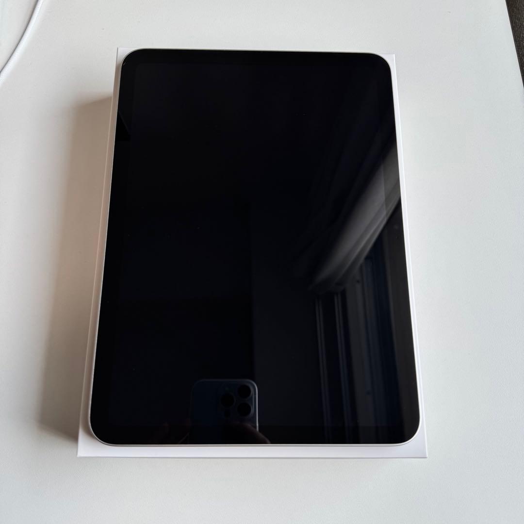 Apple iPad A16本体 シルバー 128GB