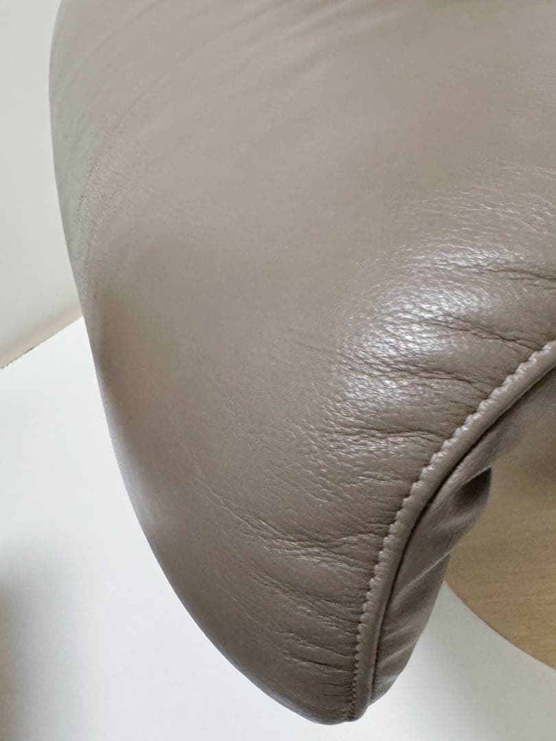 カリモク THE FIRST ザ・ファースト ソファとオットマンセット①