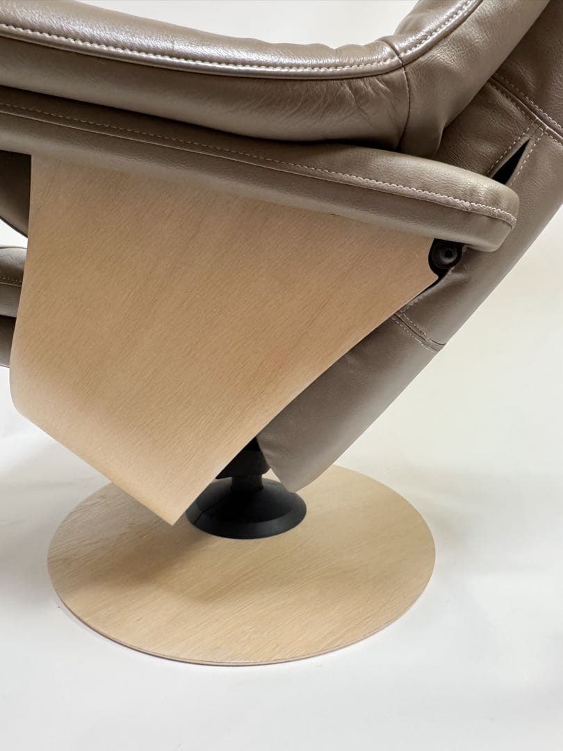 カリモク THE FIRST ザ・ファースト ソファとオットマンセット①