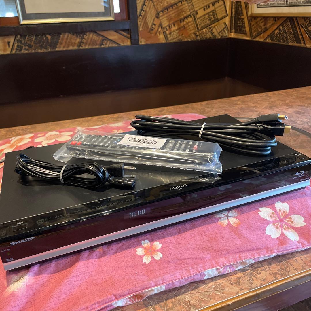 SHARP BD-W1700 12倍録 1TB 新品リモ等付フル装備 完動品！