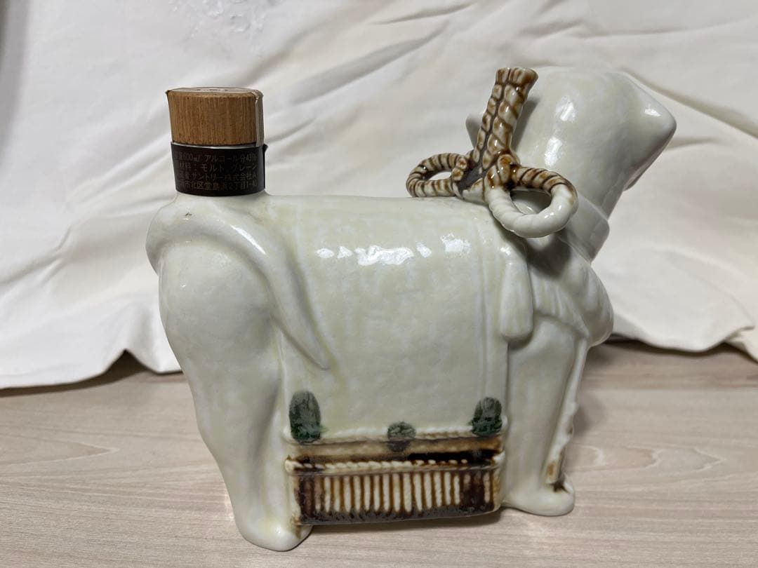 サントリーローヤル　干支ボトル　戌歳