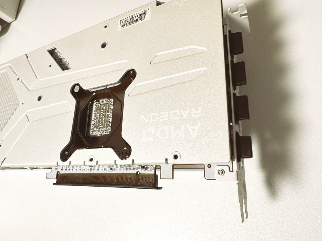 グラフィックボード・グラボ・ビデオカード Red Devil Radeon RX9070XT