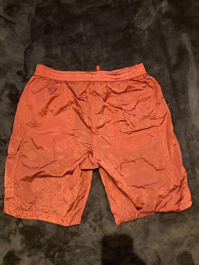 ストーンアイランド ナイロンショートパンツ