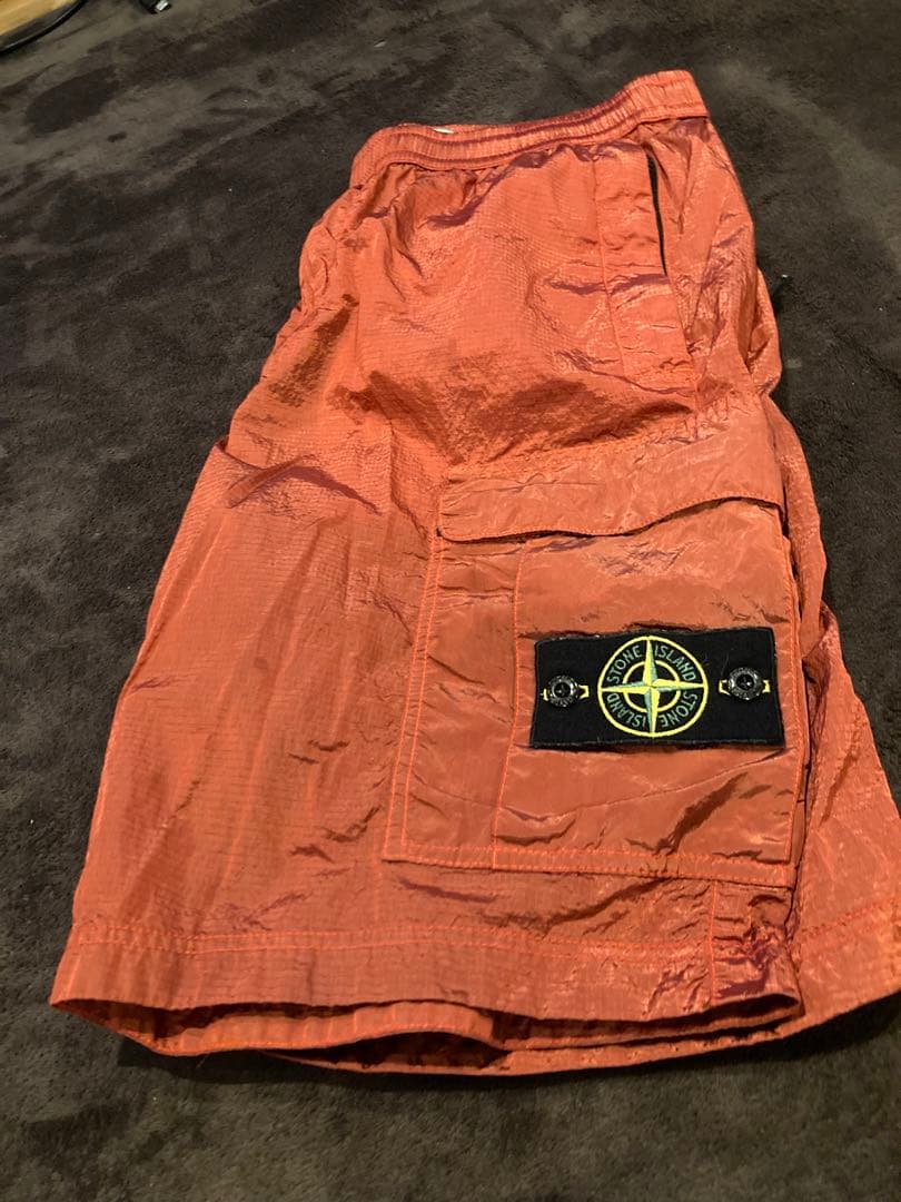 ストーンアイランド ナイロンショートパンツ