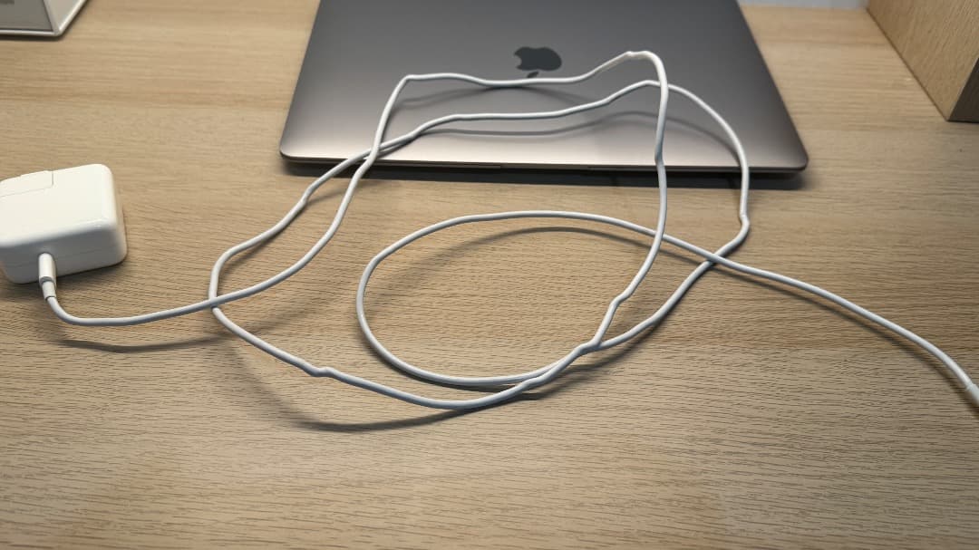 Apple M1 MacBook Air スペースグレー 本体/MGN73J/A