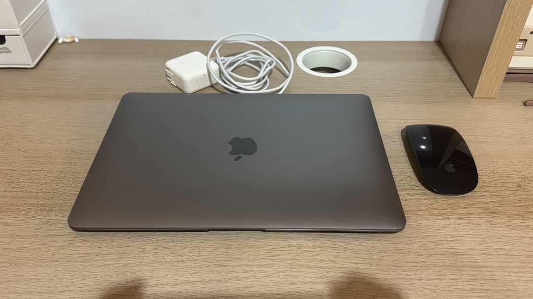 Apple M1 MacBook Air スペースグレー 本体/MGN73J/A