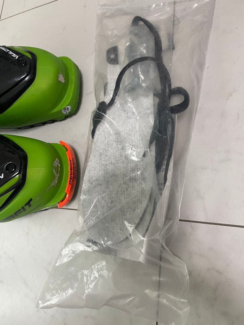 Dynafit Valkyrie 24.5 グリーン バックカントリーブーツ