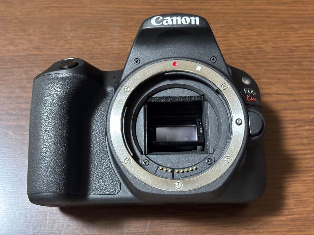 Canon EOS Kiss X9 レンズキット 動作確認済 美品 一部難あり