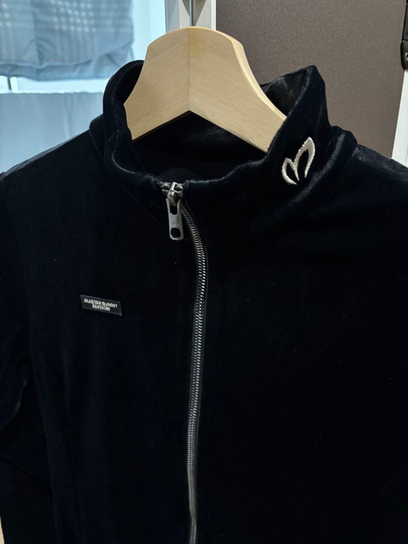 M　マスターバニー　ワンピース