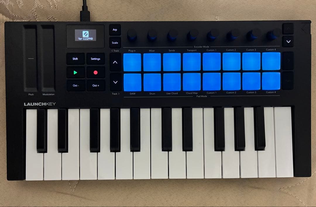 NOVATION LAUNCHKEY MINI 25 Mk4 MIDIキーボード