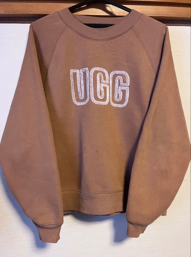 UGG アグ ブラウン ロゴ トレーナー