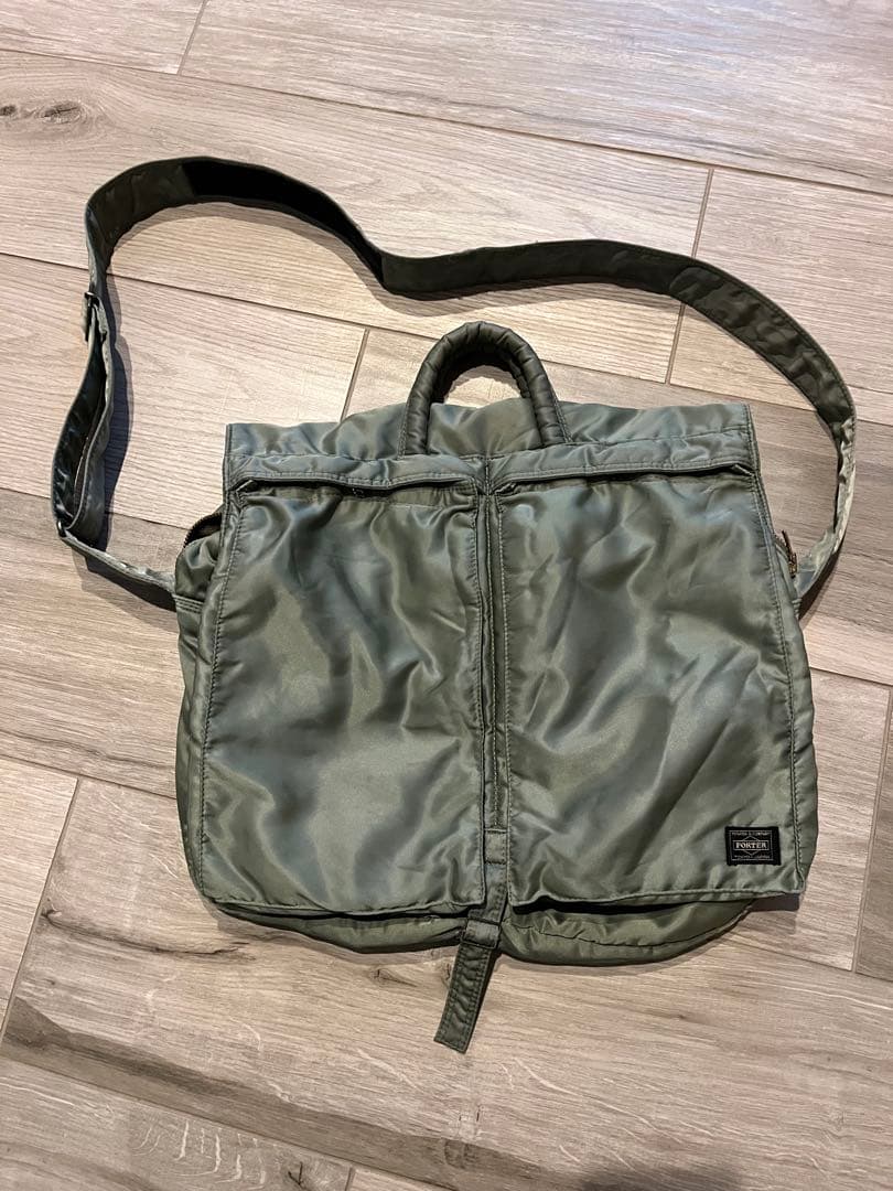 PORTERタンカー ヘルメットバック オリーブグリーン