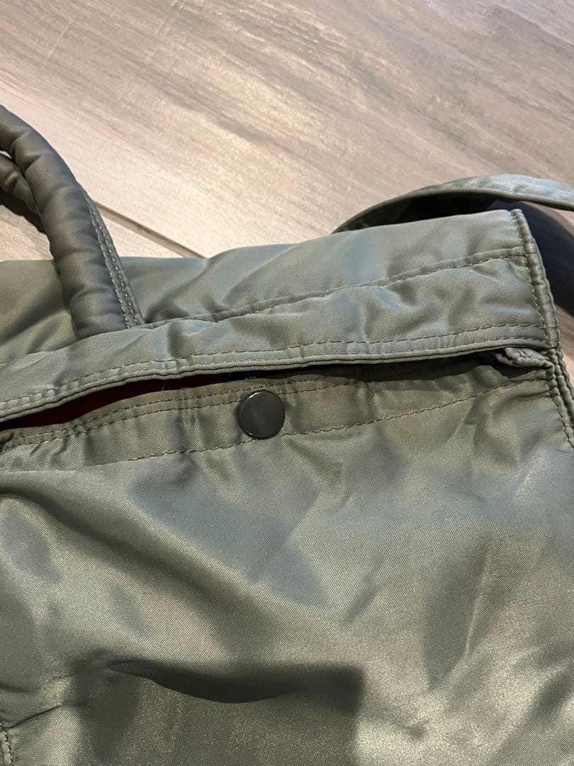 PORTERタンカー ヘルメットバック オリーブグリーン