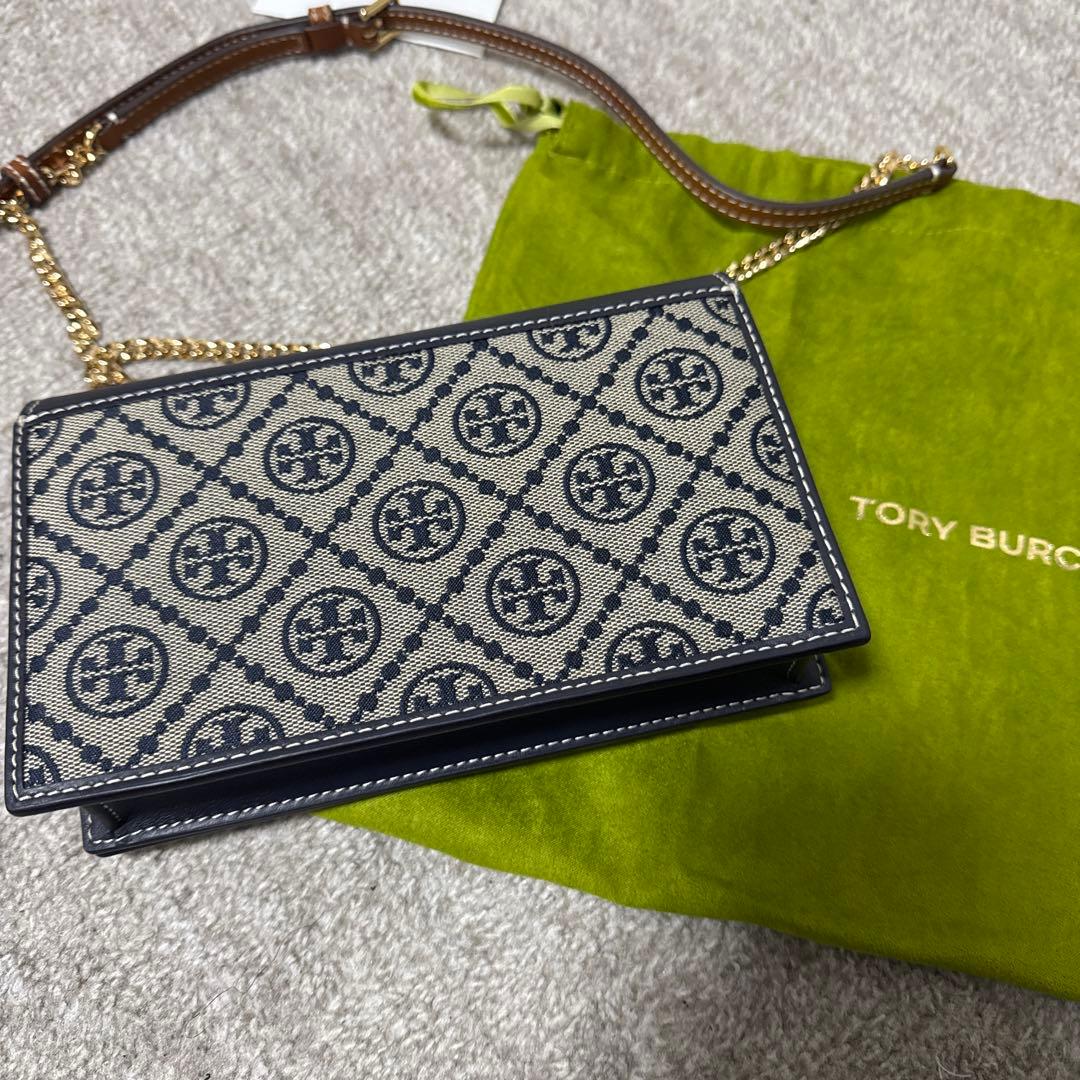 Tory Burch T-Monogram Envelope トリーバーチ
