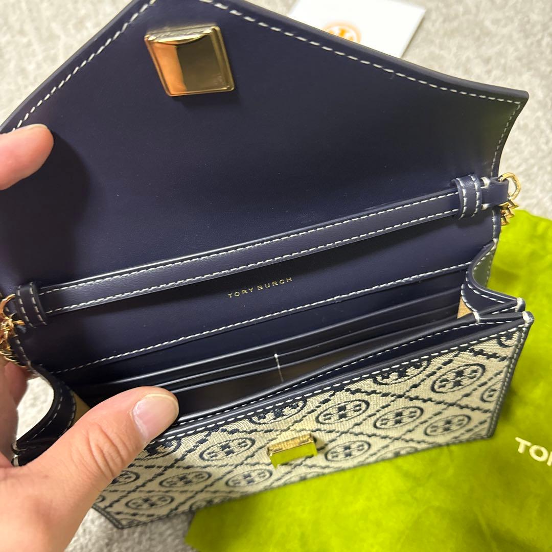 Tory Burch T-Monogram Envelope トリーバーチ