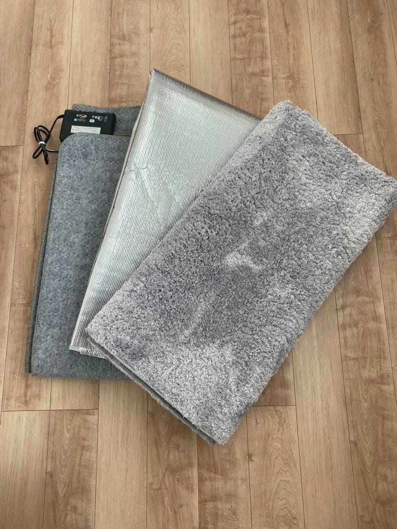 ニトリやわらかシャギーラグ・ホットカーペット・アルミシート2畳　【セット販売】