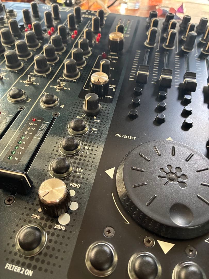 Allen&Heath Xone: 4D DJミキサー Ableton live