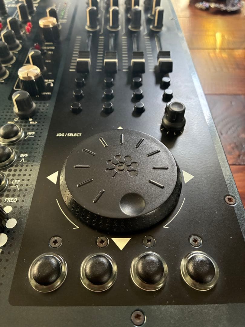 Allen&Heath Xone: 4D DJミキサー Ableton live