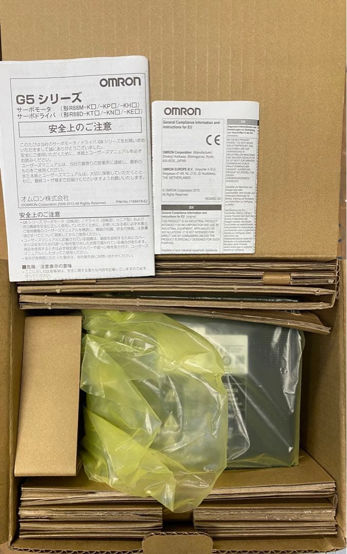 オムロン　ACサーボドライバー　R88D-KT08H