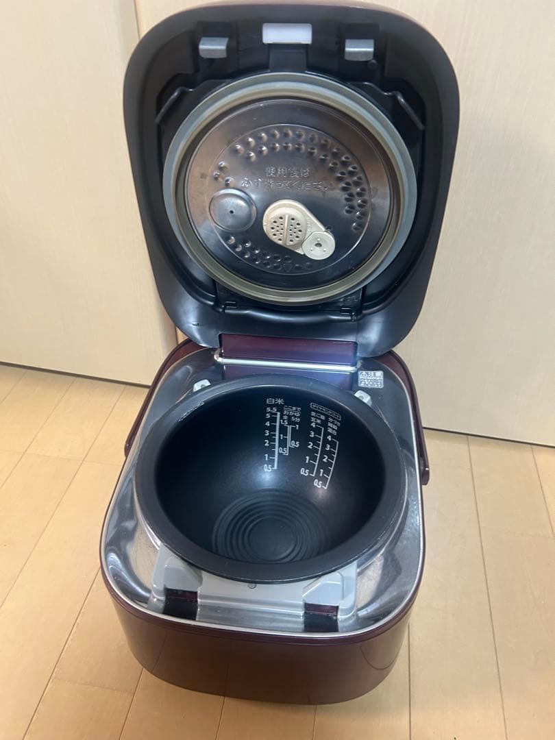 東芝 真空圧力IHジャー炊飯器 RC-10VXM