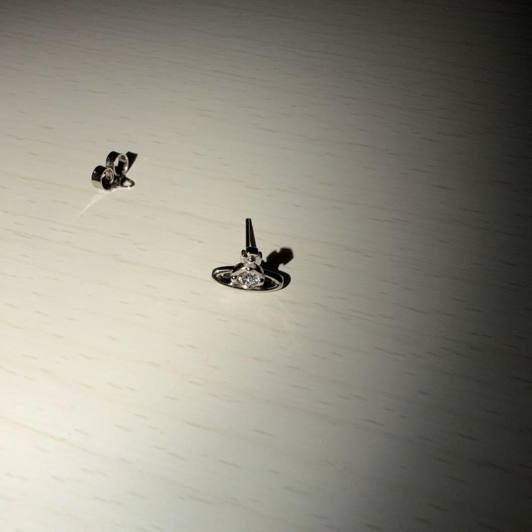 ヴィヴィアンウエストウッド　片耳ピアス