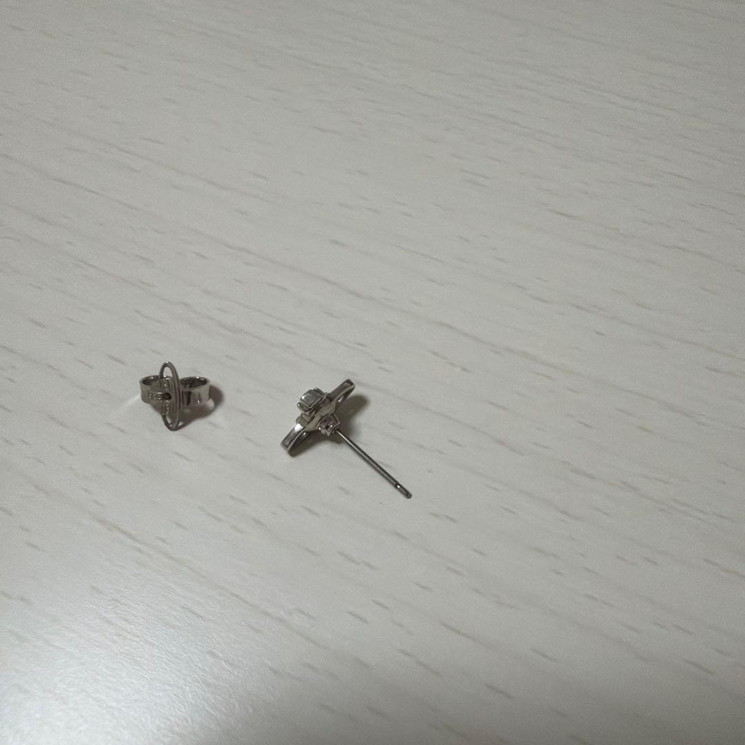 ヴィヴィアンウエストウッド　片耳ピアス