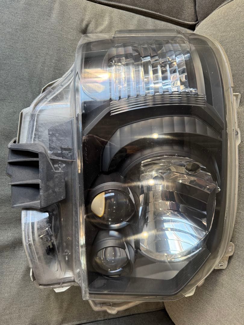 ハイエース valenti LEDヘッドライト インナーブラック
