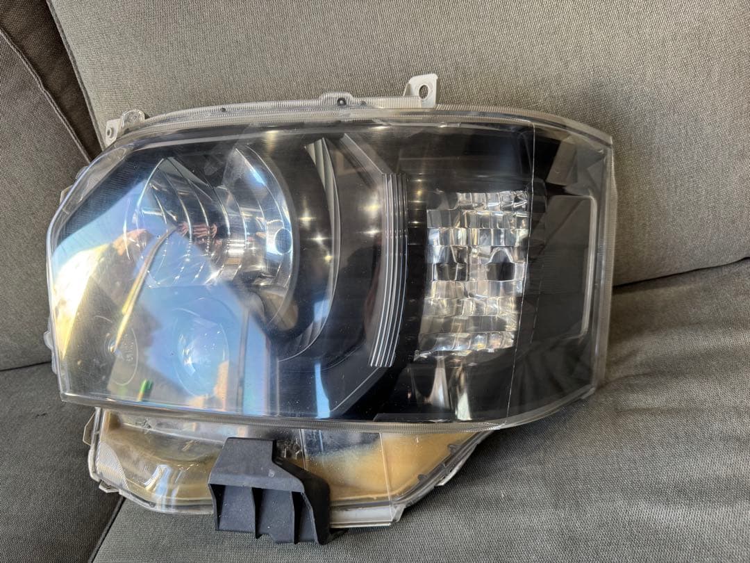 ハイエース valenti LEDヘッドライト インナーブラック