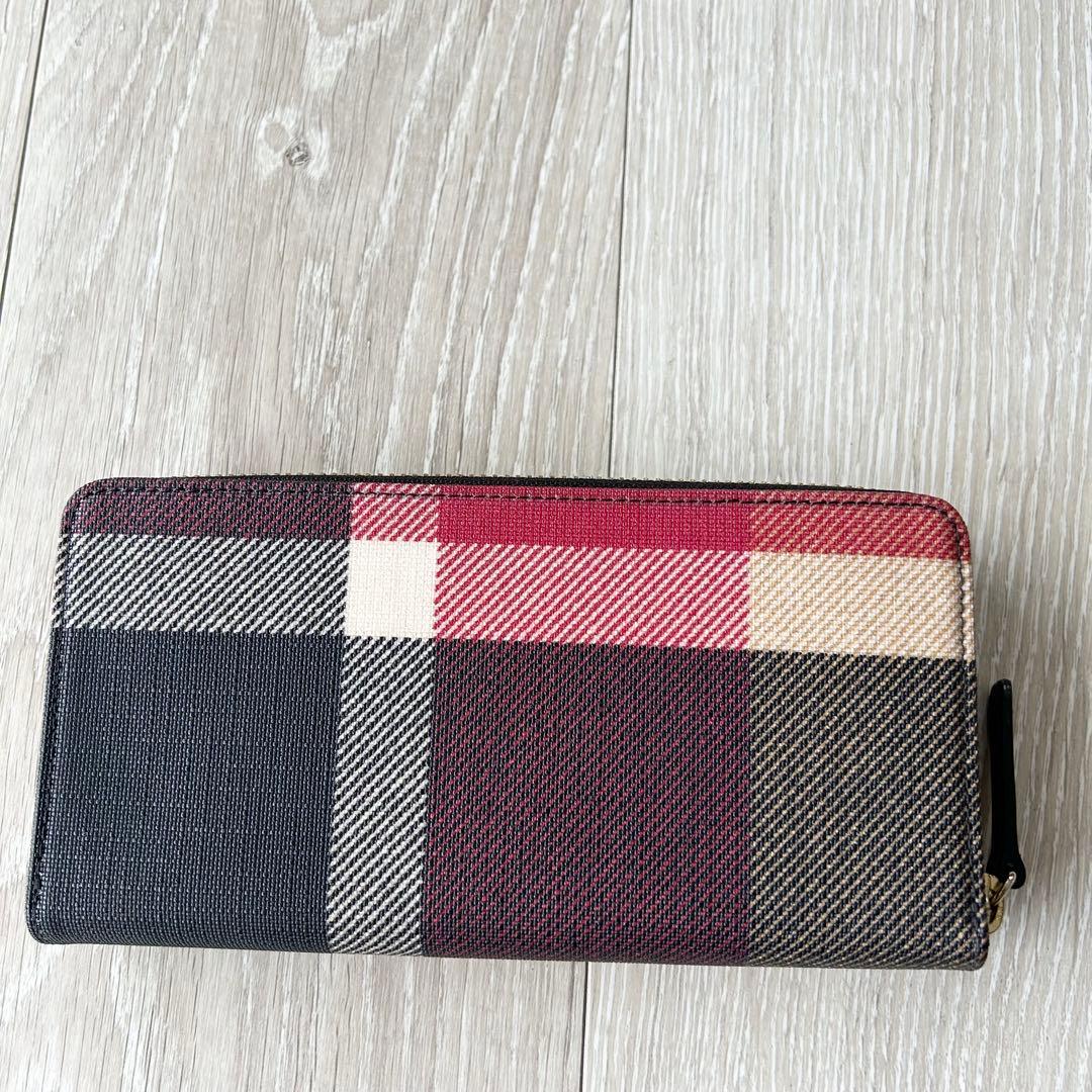 【美品】ブルーレーベルクレストブリッジ 長財布 ラウンドファスナー チェック黒赤